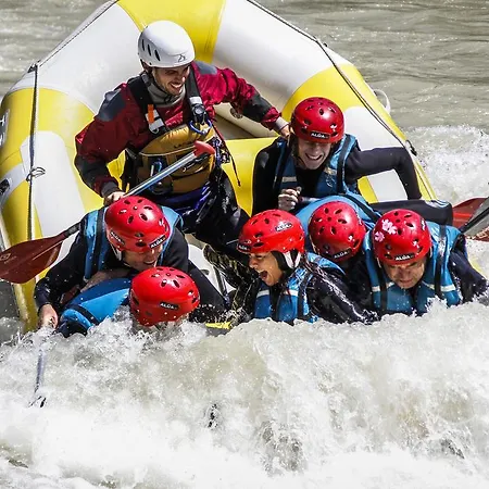 Campsite Centro De Ocio Alua Bungalows Camping Rafting Benameji