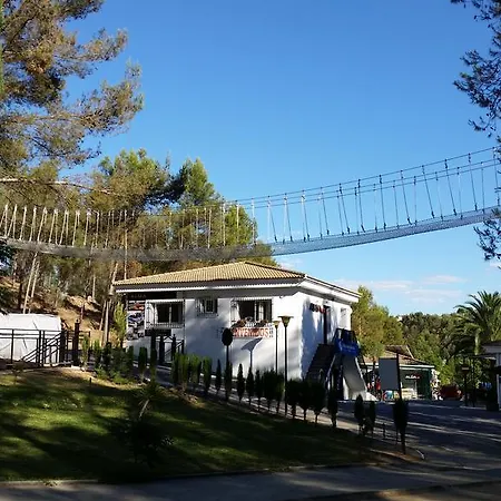 Centro De Ocio Alua Bungalows Camping Rafting Benameji * Benameji